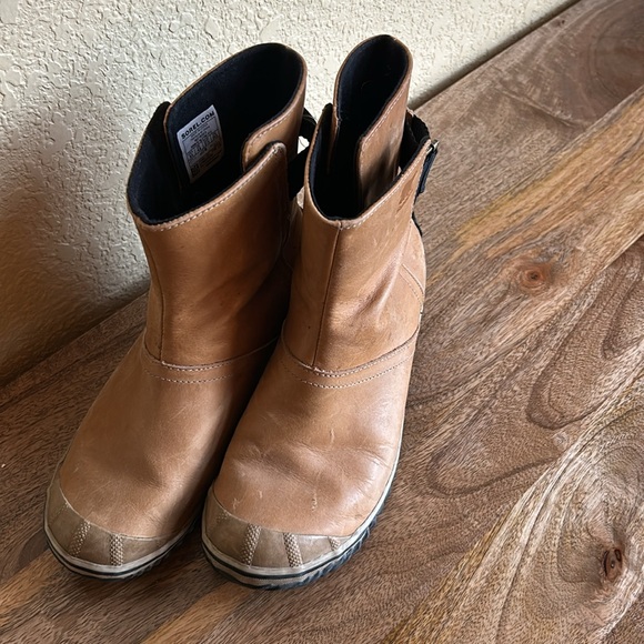 Sorel leathers boots - Picture 2 of 4